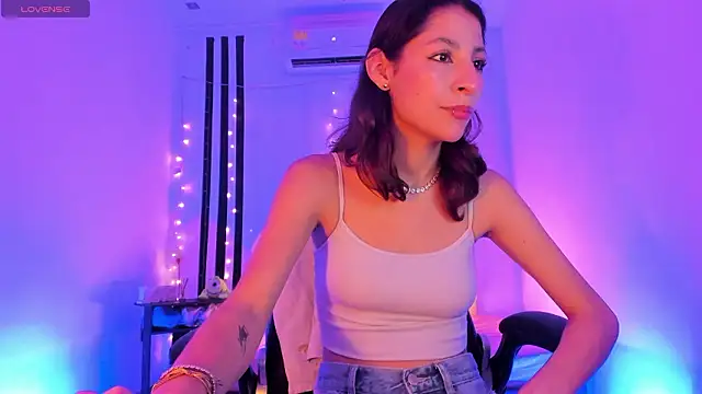 Snapshot of Gorgeous_Team chatting on 02.26.26 Gorgeous Team online show from 02.26.26