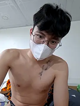 Gwencloudy online show from 04.03.26