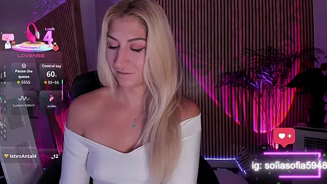 sofiah  online show from 09.11.25