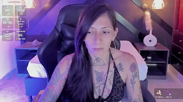 dark gotica online show from 04.13.26