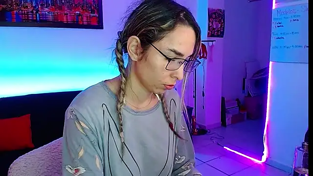 Niky 777 online show from 09.24.25