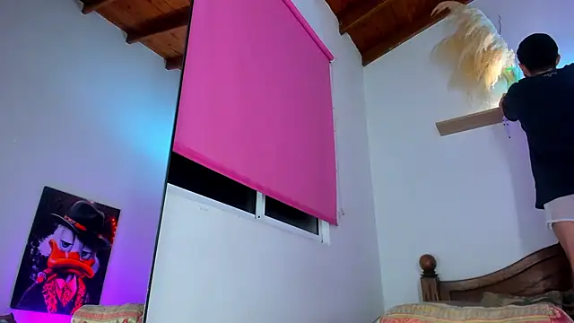 Juan Castano online show from 10.16.25