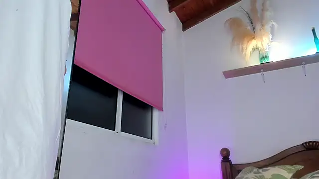 Juan Castano online show from 10.17.25