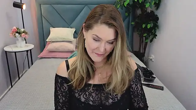 Adele Russo online show from 01.15.26