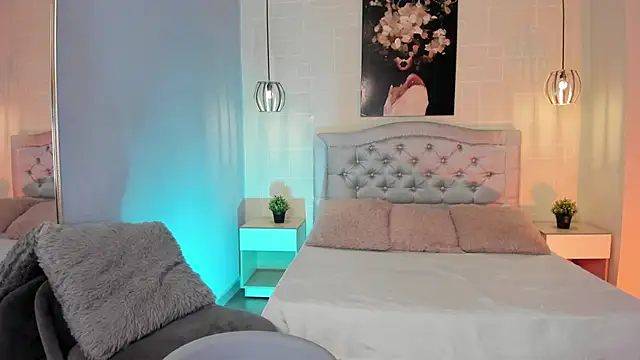 Snapshot of ayshel__ chatting on 02.15.25 ayshel online show from 02.15.25