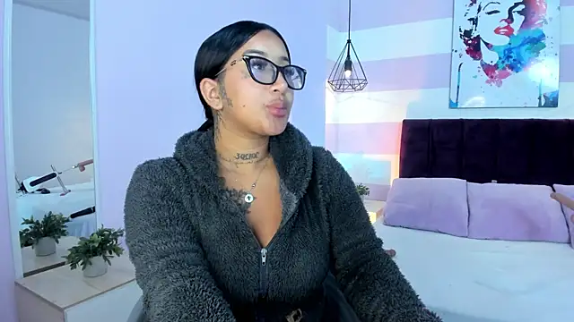 Snapshot of ayshel__ chatting on 03.15.25 ayshel online show from 03.15.25