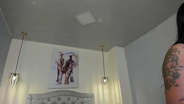 Snapshot of ayshel__ chatting on 10.01.25 ayshel online show from 10.01.25