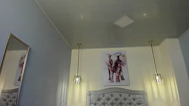 Snapshot of ayshel__ chatting on 10.24.25 ayshel online show from 10.24.25