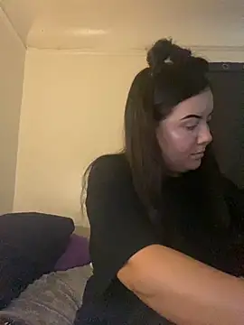 xocrybaby online show from 10.05.25