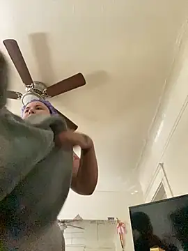 xocrybaby online show from 11.18.25