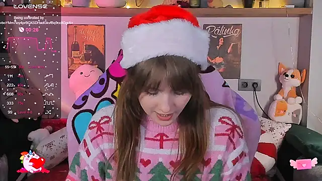 Snapshot of AliceLanley chatting on 12.24.24 AliceLanley online show from 12.24.24