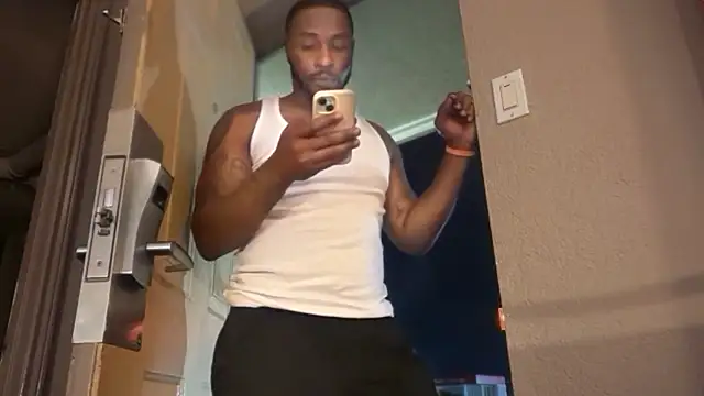 Snapshot of Stressreliever82 chatting on 09.09.25 Stressreliever82 online show from 09.09.25