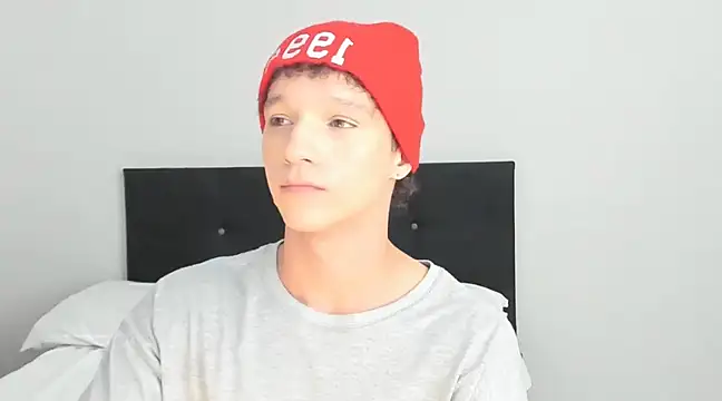 angelcortes online show from 02.25.25