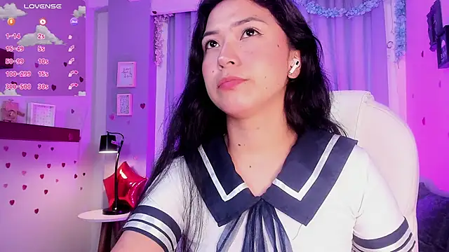 CoralineRicce  online show from 03.14.25