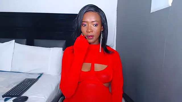 Snapshot of NikkiDickSavage chatting on 06.18.26 NikkiDickSavage online show from 06.18.26