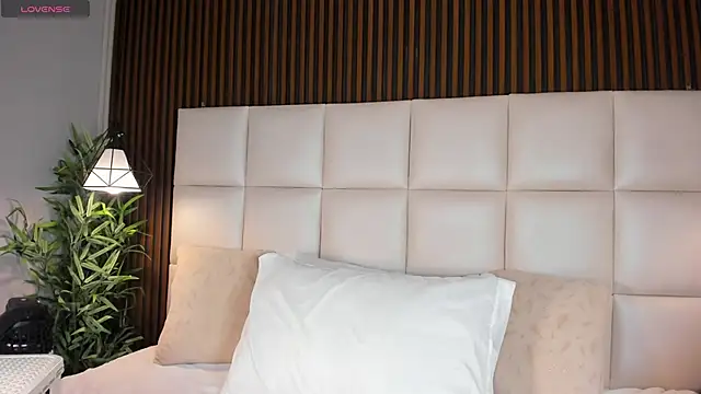 MelanieKlaus online show from 02.28.26