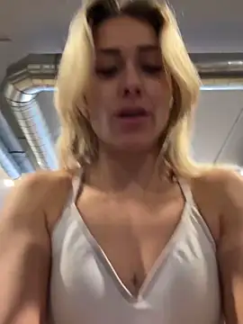 petrouchkaaa  online show from 03.07.25