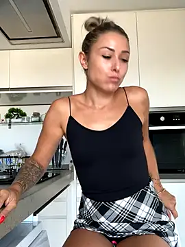 petrouchkaaa  online show from 10.02.25