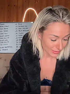 petrouchkaaa  online show from 03.26.26