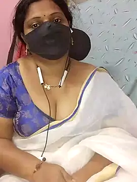 Snapshot of yours-kavaya chatting on 12.31.24 yours-kavaya online show from 12.31.24