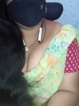 Snapshot of yours-kavaya chatting on 01.06.25 yours-kavaya online show from 01.06.25