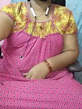 Snapshot of yours-kavaya chatting on 01.24.25 yours-kavaya online show from 01.24.25