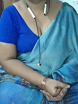 Snapshot of yours-kavaya chatting on 03.18.25 yours-kavaya online show from 03.18.25