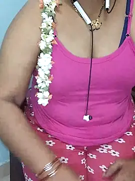 Snapshot of yours-kavaya chatting on 03.18.25 yours-kavaya online show from 03.18.25
