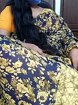 Snapshot of yours-kavaya chatting on 09.18.25 yours-kavaya online show from 09.18.25