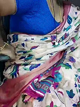 Snapshot of yours-kavaya chatting on 09.18.25 yours-kavaya online show from 09.18.25