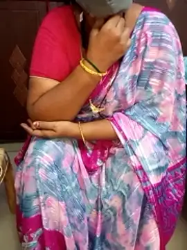 yours-kavaya online show from 10.25.25