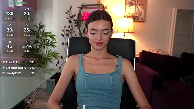 Snapshot of olivia_jeas chatting on 06.11.26 olivia jeas online show from 06.11.26