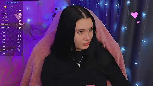 Amanda Tender online show from 11.13.25