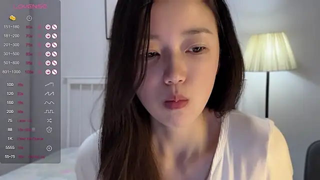 Snapshot of A-xena chatting on 02.16.25 A-xena online show from 02.16.25