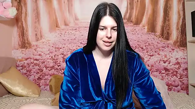 Snapshot of Annatrybebetter chatting on 11.12.25 Annatrybebetter online show from 11.12.25