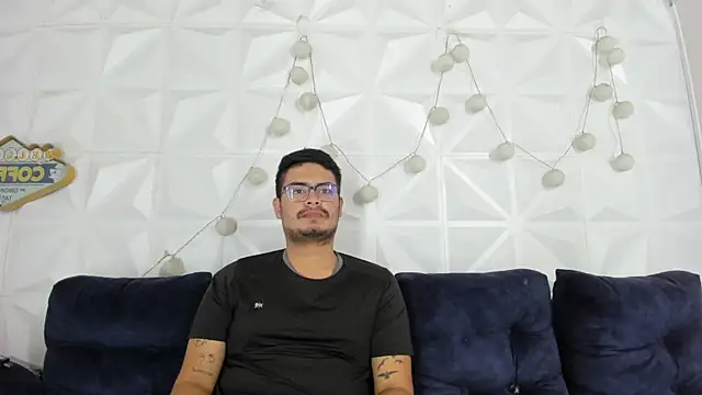 willy colombia online show from 01.22.25