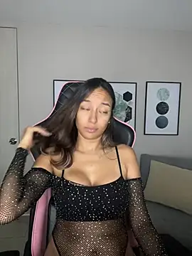 DianaHopson online show from 02.05.25