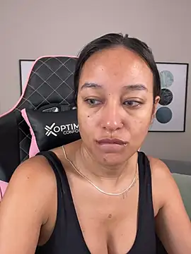 DianaHopson online show from 03.08.25