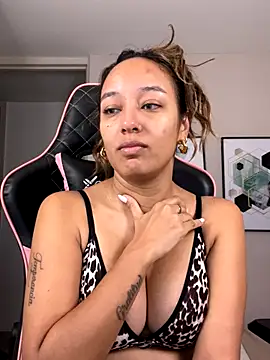 DianaHopson online show from 10.23.25