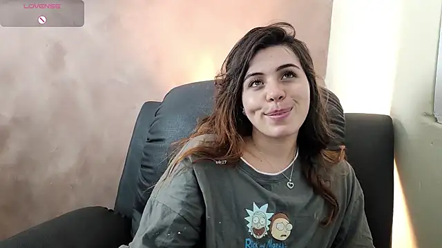 Snapshot of irinasweet27 chatting on 12.19.25 irinasweet27 online show from 12.19.25