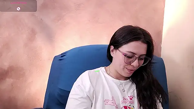 Snapshot of irinasweet27 chatting on 02.08.26 irinasweet27 online show from 02.08.26