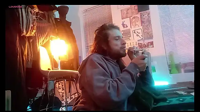 Snapshot of DownstairsSky chatting on 12.17.24 DownstairsSky online show from 12.17.24