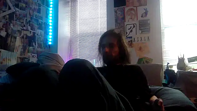 Snapshot of DownstairsSky chatting on 12.20.24 DownstairsSky online show from 12.20.24