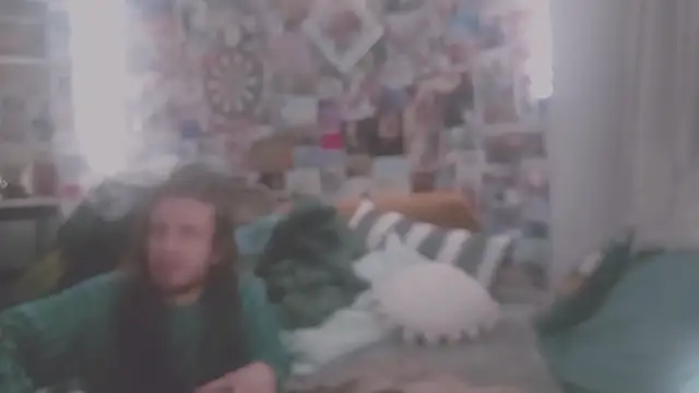 Snapshot of DownstairsSky chatting on 02.11.25 DownstairsSky online show from 02.11.25