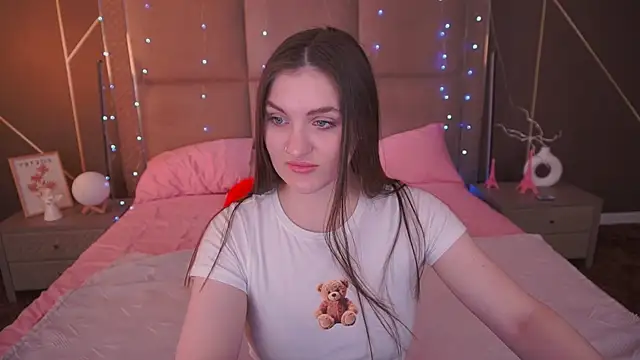 EmmyCharmm online show from 03.18.26