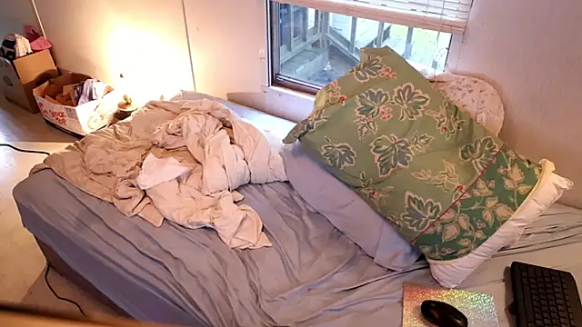 xxpixeyxx online show from 09.16.25