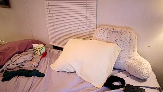 xxpixeyxx online show from 09.30.25