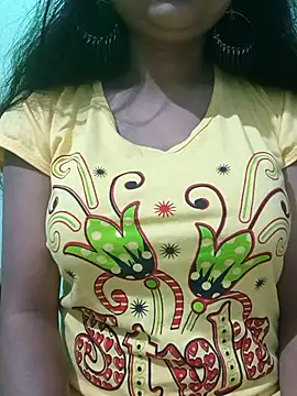 Snapshot of Dhum-Soni chatting on 11.21.25 Dhum-Soni online show from 11.21.25