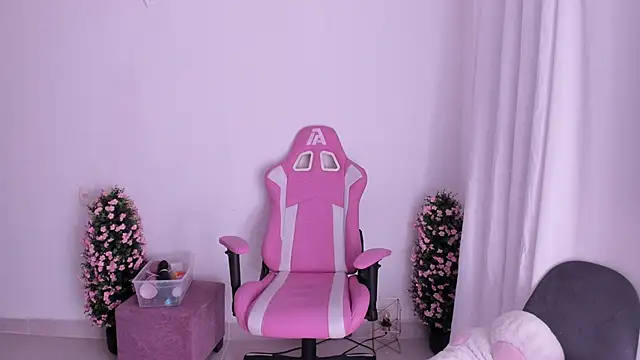 Snapshot of keissy_rincon_ chatting on 11.26.25 keissy rincon online show from 11.26.25