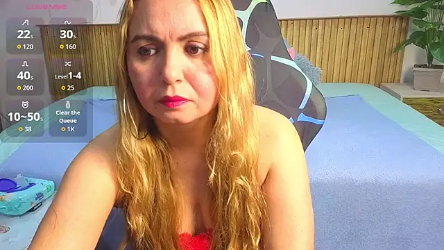 Snapshot of rose_meyer chatting on 11.14.25 rose meyer online show from 11.14.25